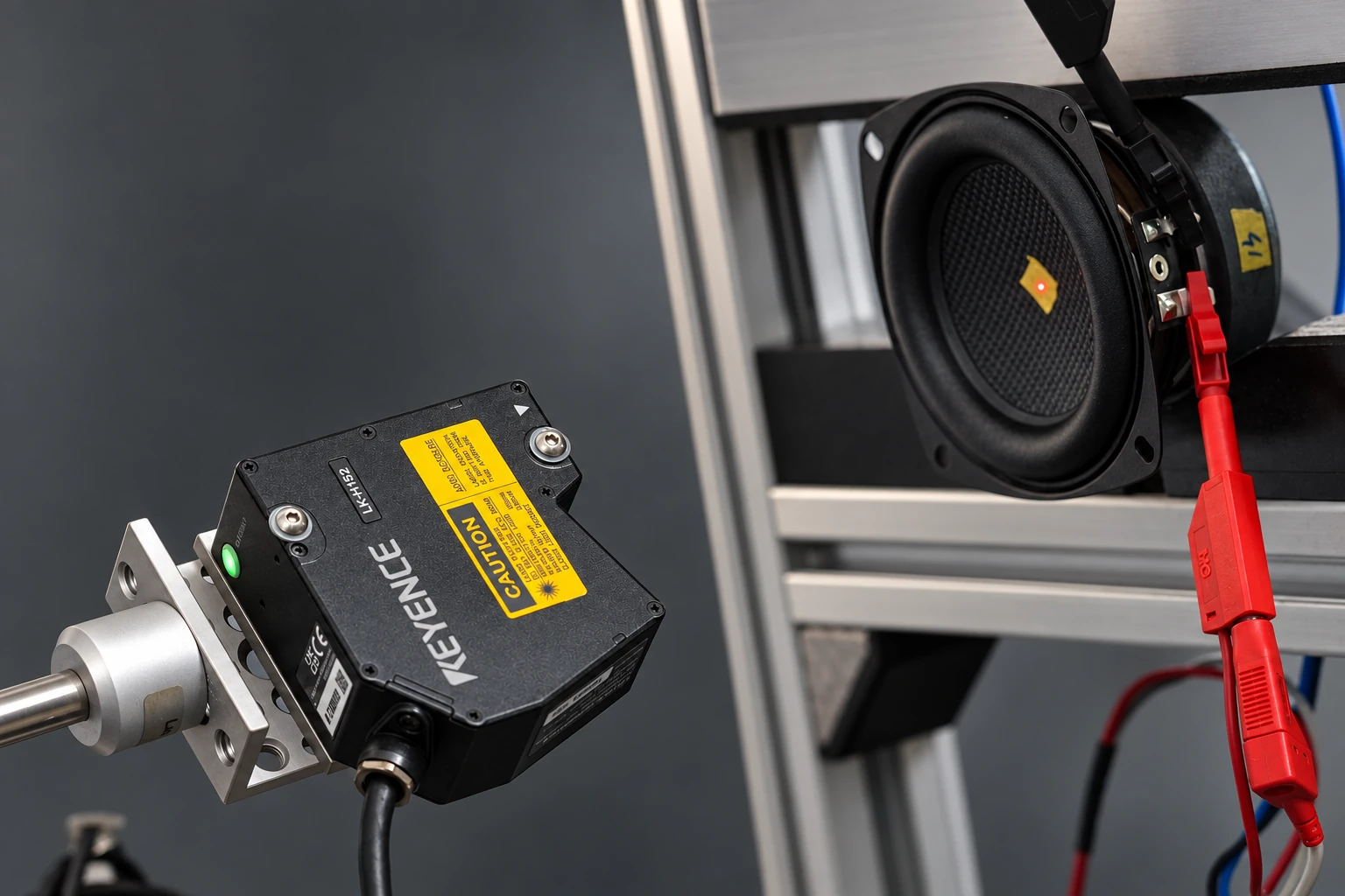 Laser displacement sensor aimed at a woofer
